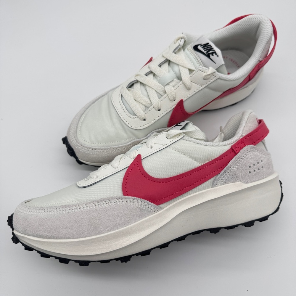 Size 8 Womens Nike Waffle Debut Casual Shoes Sneakers DH9523-108